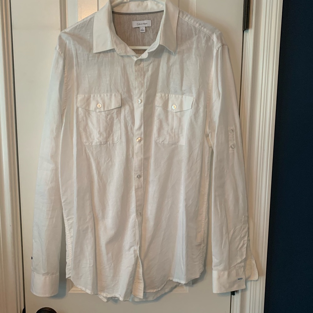 Calvin Klein long sleeve button down shirt